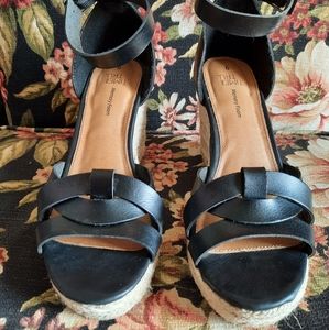 TIME AND TRUE BRAND  Wedge Sandals